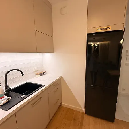 Forest Vii Aleje Jerozolimskie