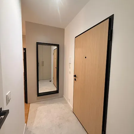 Forest Vii Aleje Jerozolimskie * Varşova